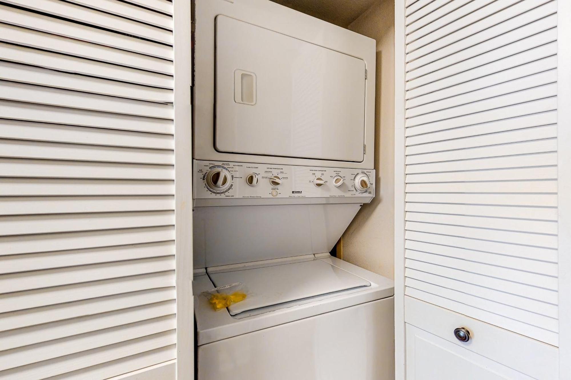 אושן סיטי Diamond Head Condos חדר תמונה