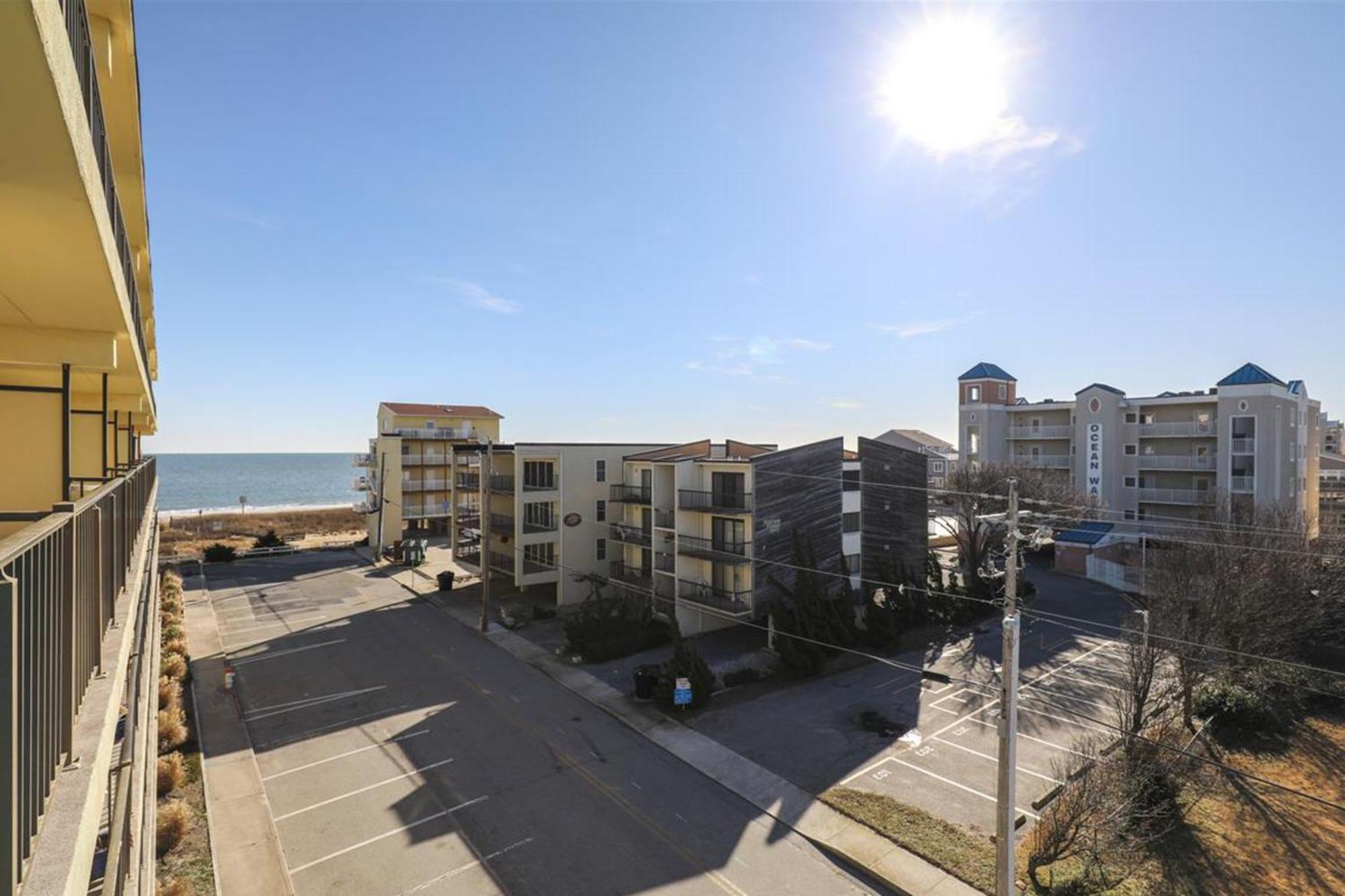 אושן סיטי Diamond Head Condos חדר תמונה